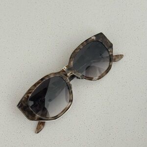 Dezi Charge It Sunglasses